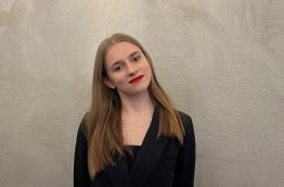 Максимова 